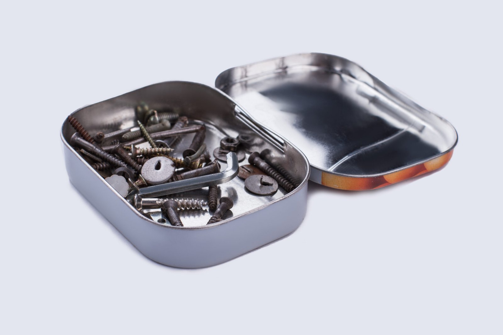 Eco-friendly cookie tins for circular reuse