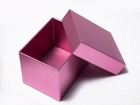 Classic slip lid tin box wholesale from a reliable tin box manufacturer.