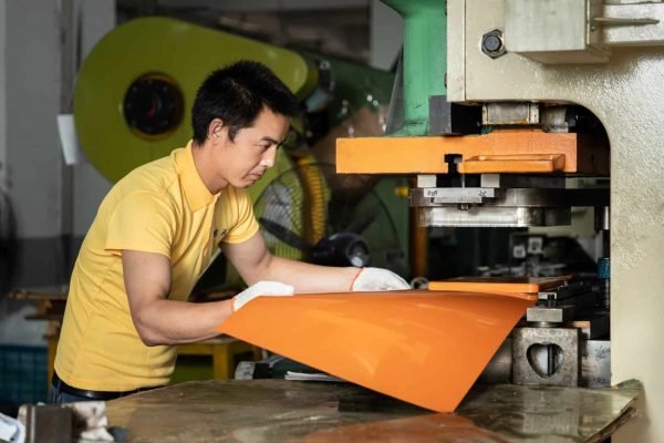 Stamping (tinplate pressing)